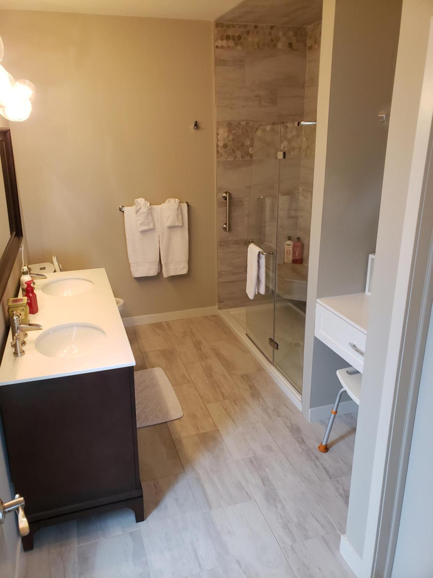 Edgewater Chemainusアパートメント エクステリア 写真